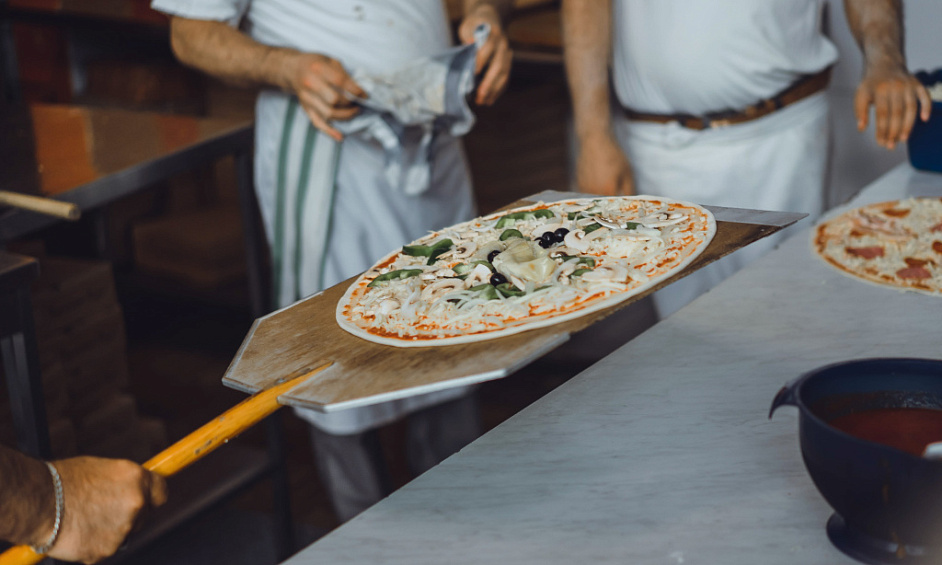 Vente pizzeria licence IV de 120m² près de Lisieux 1