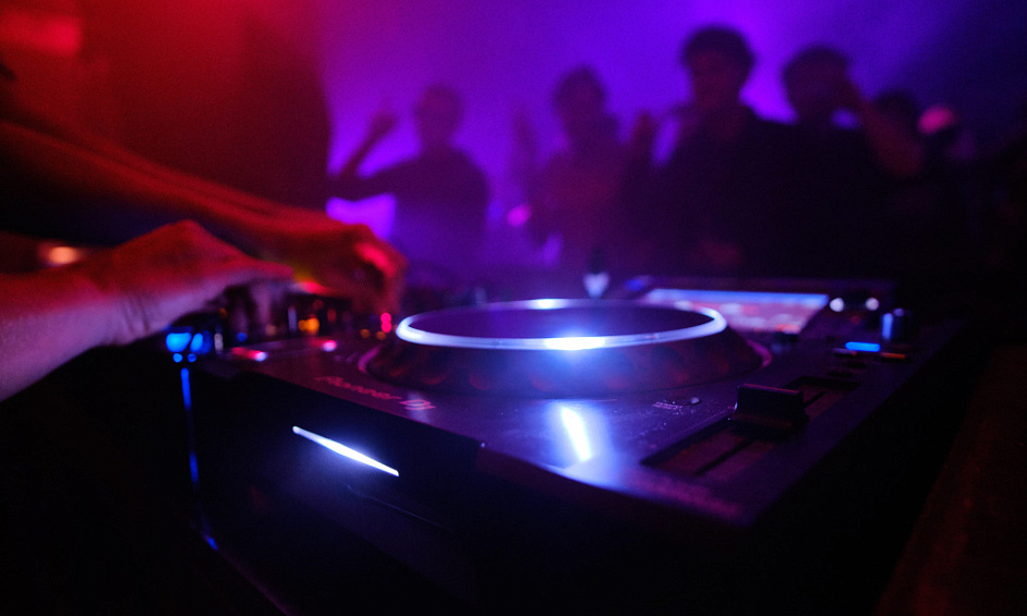 Discothèque réputée à vendre en Côtes d'Armor 1