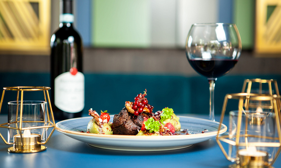 AV restaurant à Versailles Saint-Louis Rive Gauche 1