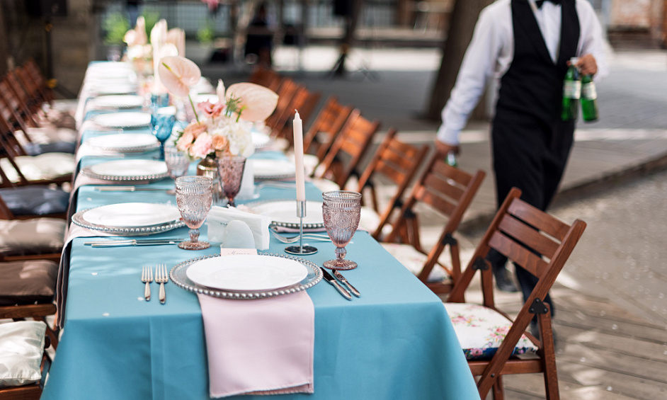 Vente traiteur salons de réception proche Valence 1