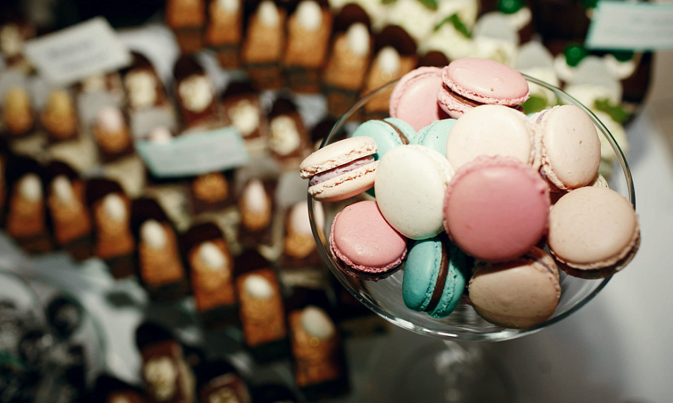 AV magasin de chocolats sous enseigne Paris 75016 1 AV magasin de chocolats sous enseigne Paris 75016 1