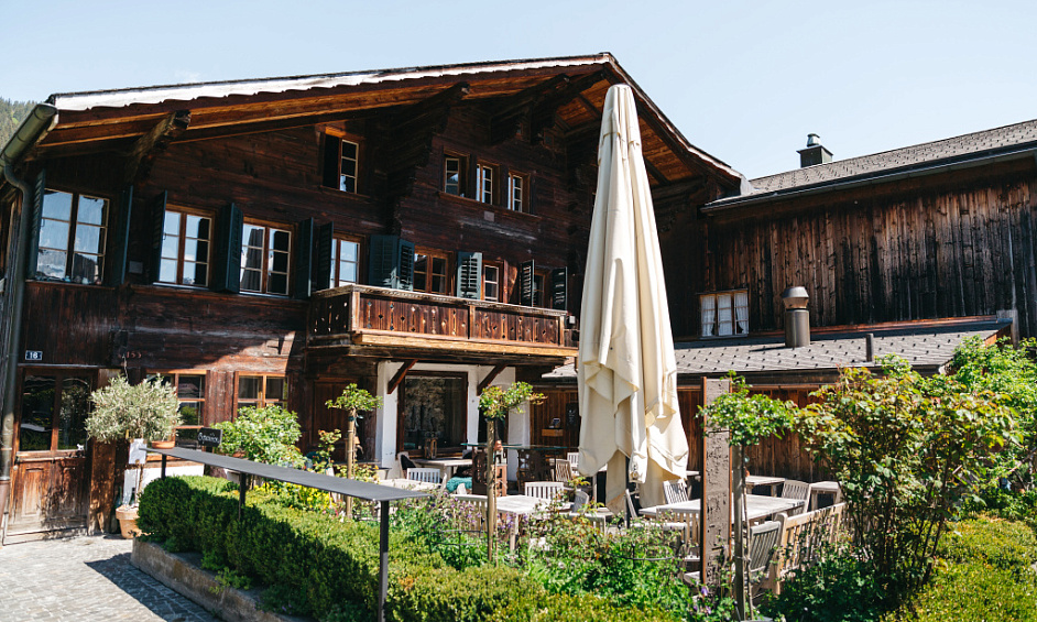 Cède auberge de charme sur le plateau d'Hauteville 1