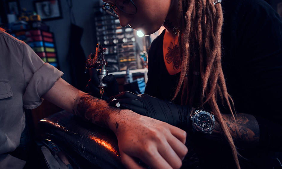 Cède salon de tatouage en hyper centre Toulouse 1