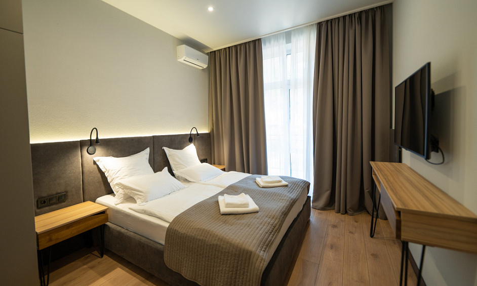 Vente hôtel bureau 3 *** + 30 chambres à Paris 1