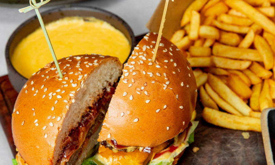 AV restau rapide angle hyper passant Montpellier 1