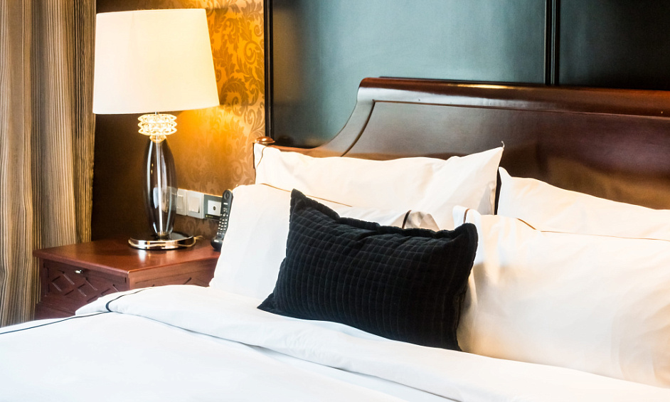 Hôtel de charme 15 chambres à vendre à Nice port 1