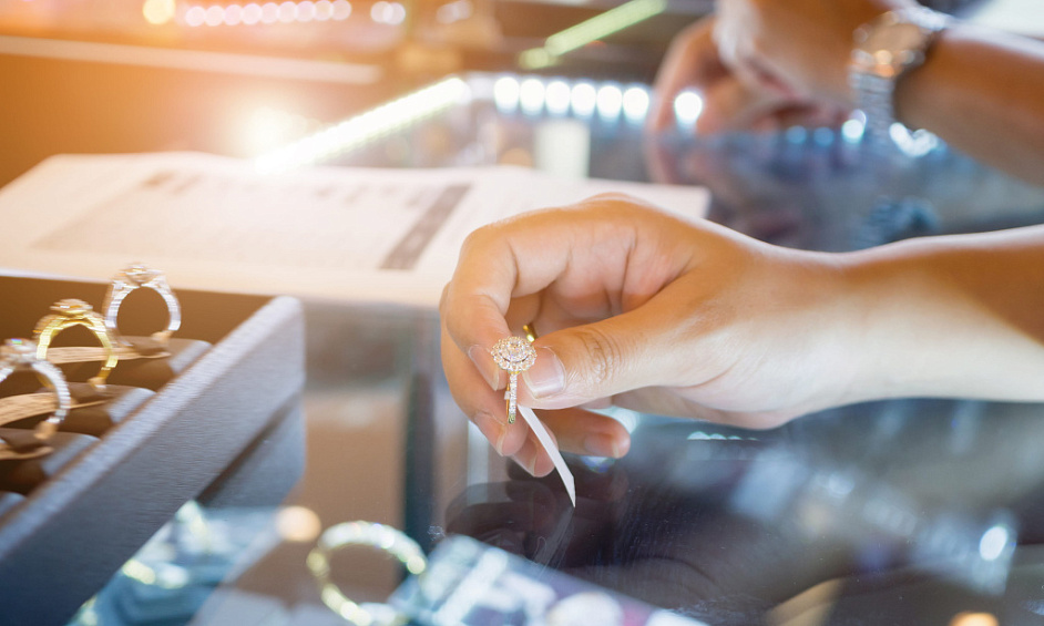 Vente FDC bijouterie empl N°1 75018 Abbesses 1