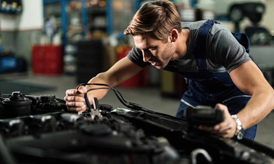 AV garage automobile multimarques sur Bourg 1