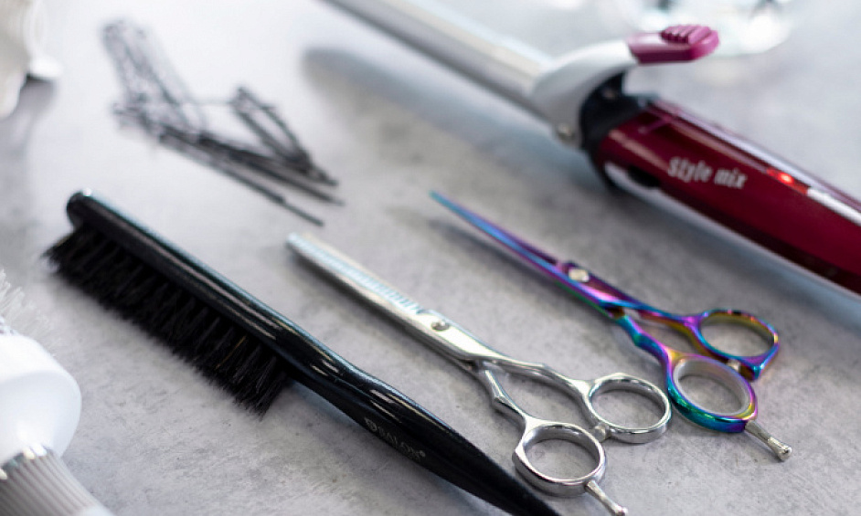 Salon de coiffure à vendre en rue piétonne à Paris 1