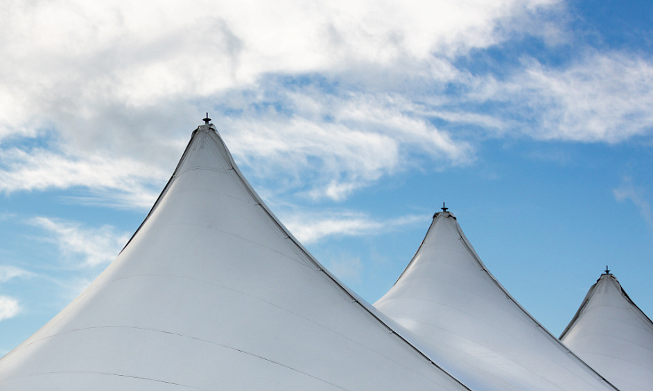 Vend société location de chapiteaux Haute-Savoie 1