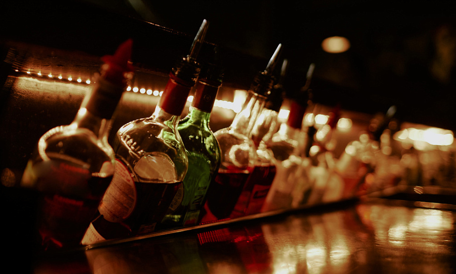 CABARET RESTAURANT BAR BRASSERIE 1
