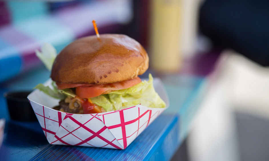 AV FDC burgers dans le Marché du Lez à Montpellier 1