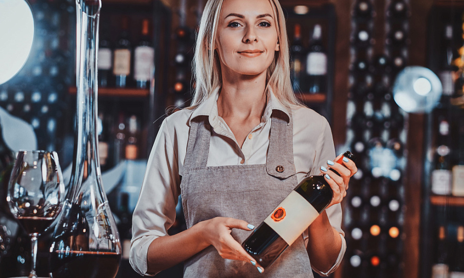 Vente cave à vins en hyper centre de Nantes 1