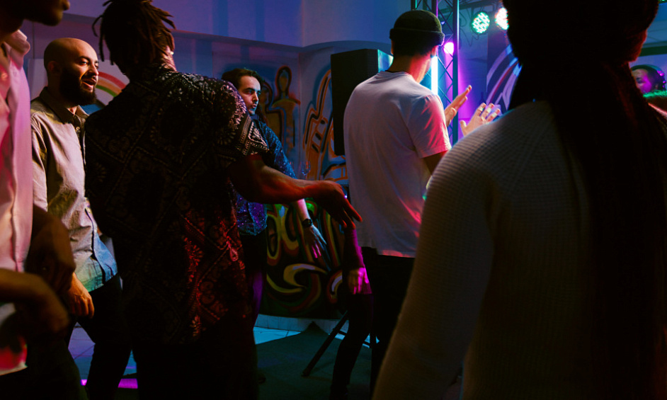 Cède discothèque lic 4 centre ville Maine et Loire 1