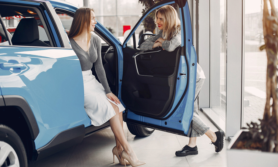 Vente commerce véhicules d'occasions à St Priest 1