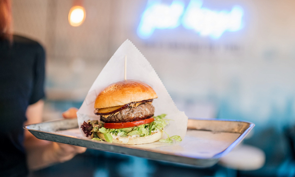 AV restaurant rapide avec hotte 25m² Paris 75011 1